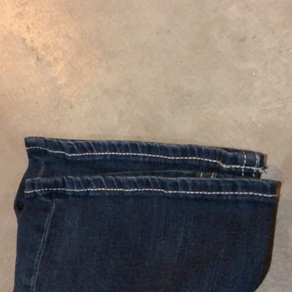 Express Stella Low Rise Boot Cut Jeans - Picture 13 of 13